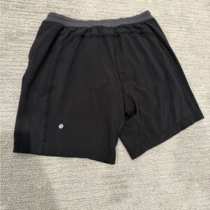 Men's Lululemon Response Shorts - Black, lined athletic shorts, Large, 9” inseam